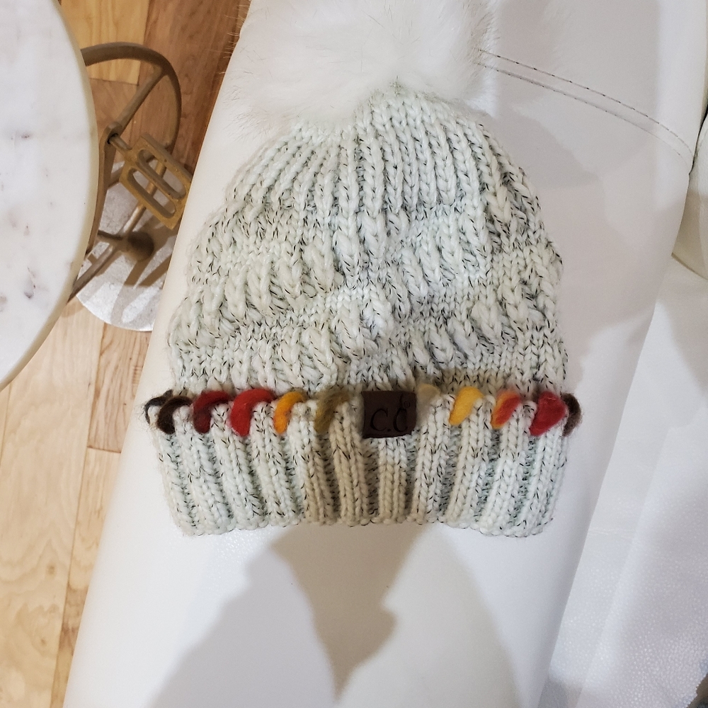 Hat - Picture 2 of 3
